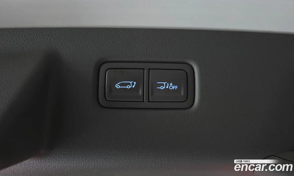 Hyundai Staria 2024 1.6 автомат (гидро), фото 19