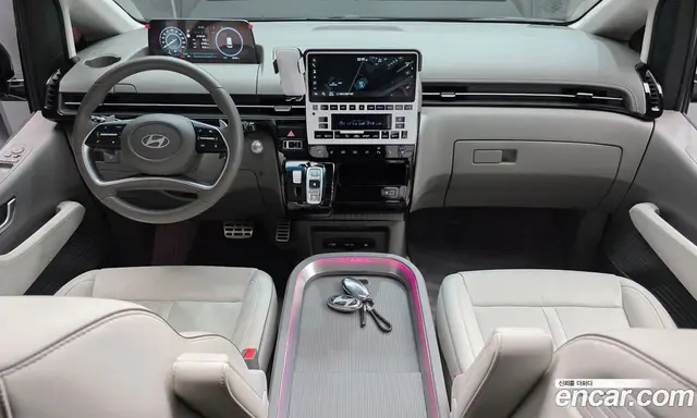 Hyundai Staria 2024 1.6 автомат (гидро), миниатюра 7
