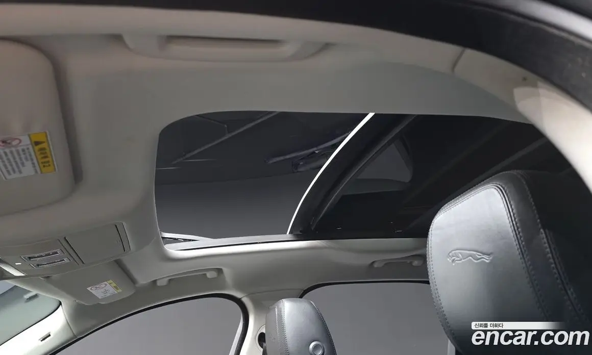 Jaguar F-Pace 2018 2.0 автомат (гидро), фото 17 Jaguar F-Pace 2018 2.0 автомат (гидро), фото 17