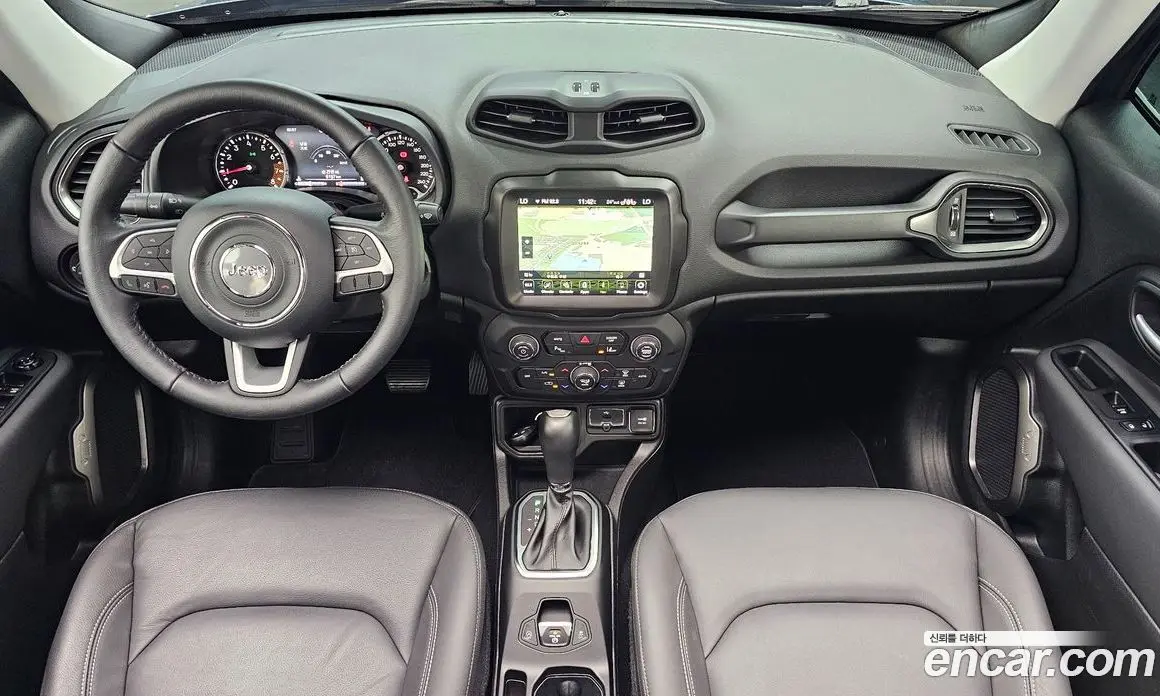 Jeep Renegade 2023 1.3 автомат (гидро), фото 10 Jeep Renegade 2023 1.3 автомат (гидро), фото 10