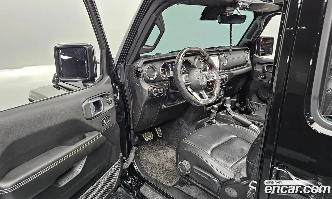 Jeep Wrangler 2021 2.0 автомат (гидро), фото 13 Jeep Wrangler 2021 2.0 автомат (гидро), фото 13