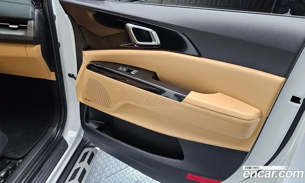 Kia Carnival 2023 3.5 автомат (гидро), фото 15 Kia Carnival 2023 3.5 автомат (гидро), фото 15