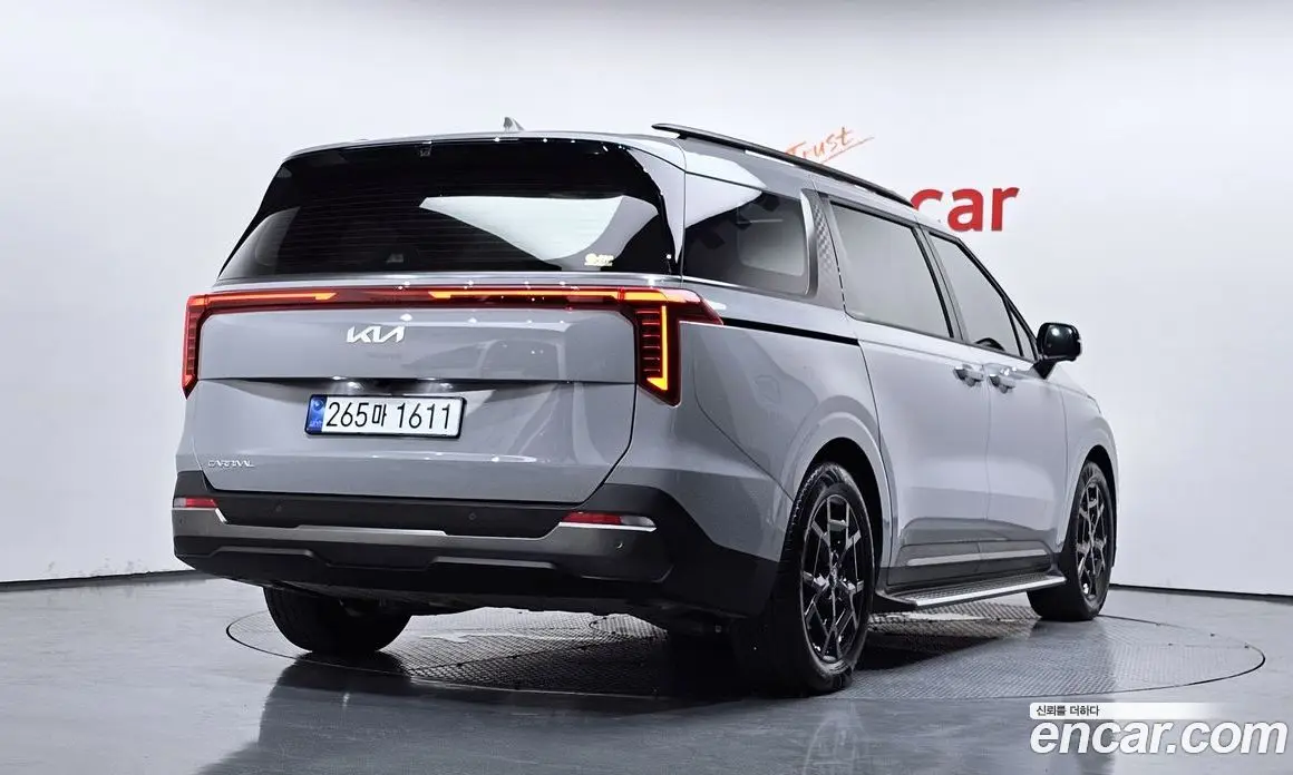 Kia Carnival 2025 2.2 автомат (гидро), фото 2