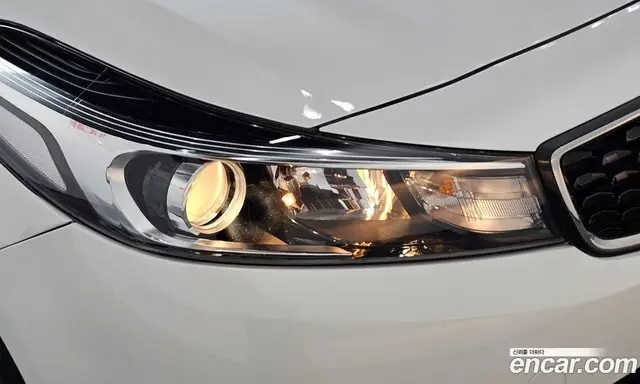 Kia K3 2017 1.6 автомат (гидро), миниатюра 8 Kia K3 2017 1.6 автомат (гидро), миниатюра 8