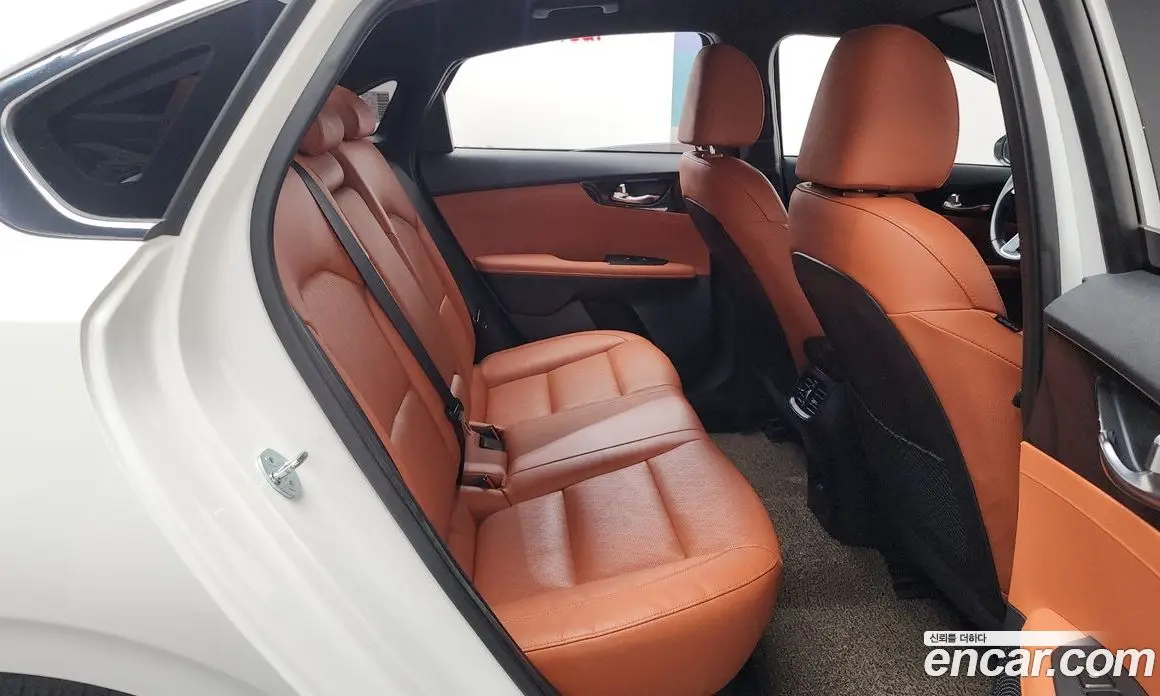 Kia K3 2023 1.6 автомат (гидро), фото 17 Kia K3 2023 1.6 автомат (гидро), фото 17