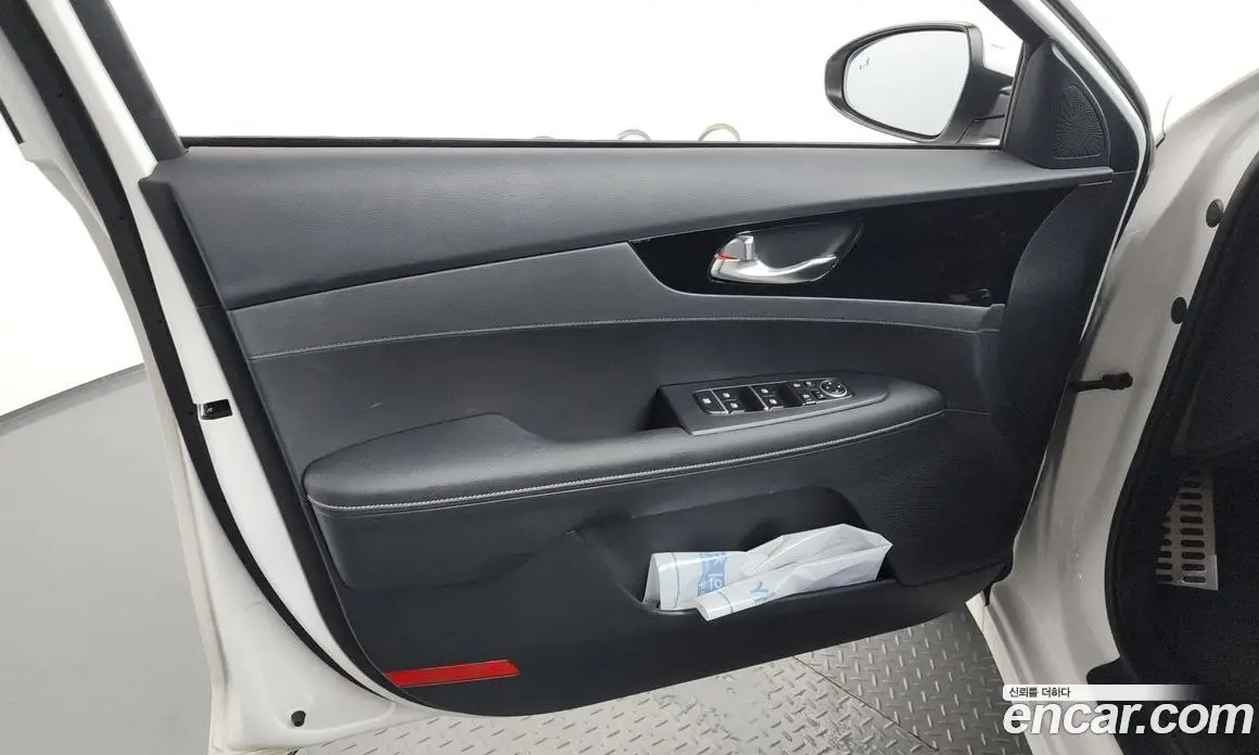 Kia K3 2024 1.6 автомат (гидро), фото 14 Kia K3 2024 1.6 автомат (гидро), фото 14
