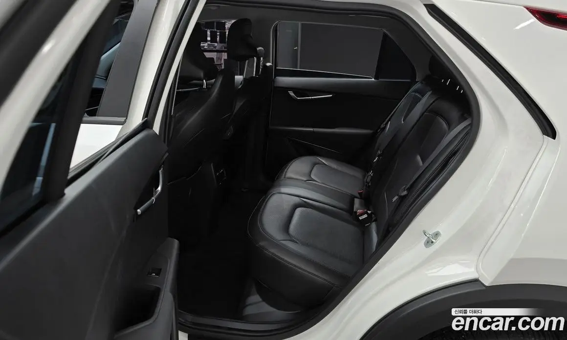 Kia Niro 2023 0.2 автомат (гидро), фото 18 Kia Niro 2023 0.2 автомат (гидро), фото 18