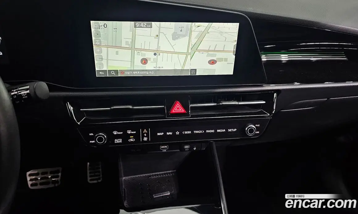 Kia Niro 2024 1.6 автомат (гидро), фото 14