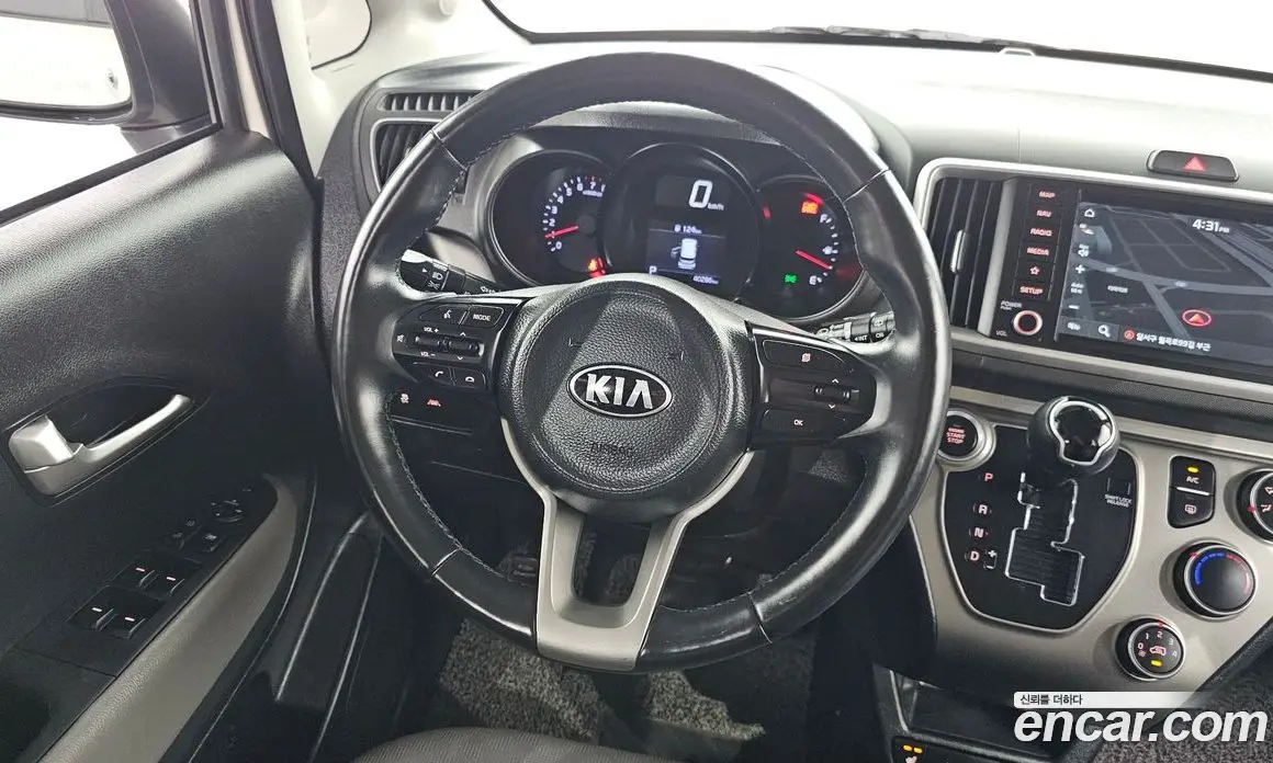 Kia Ray 2021 1.0 автомат (гидро), фото 13