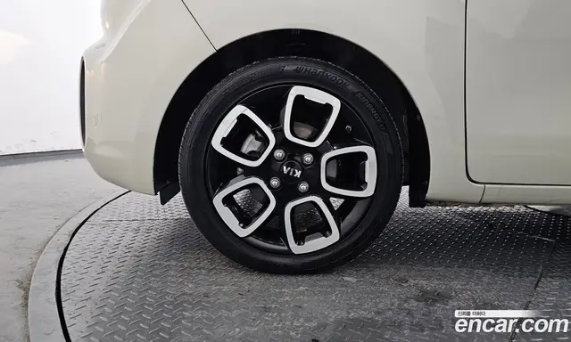 Kia Ray 2021 1.0 автомат (гидро), миниатюра 5