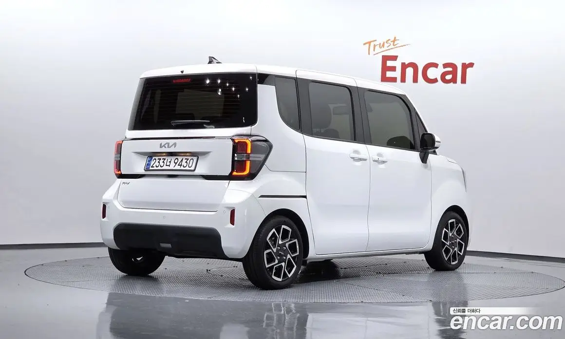 Kia Ray 2023 1.0 автомат (гидро), фото 1 Kia Ray 2023 1.0 автомат (гидро), фото 1