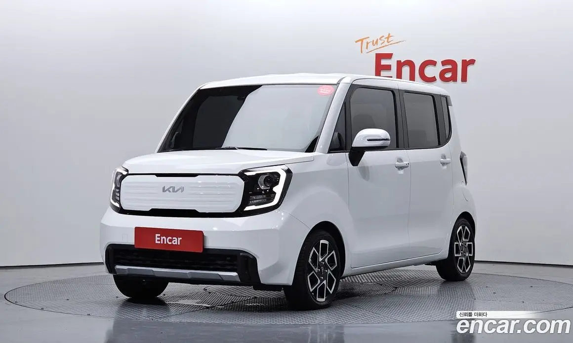 Kia Ray 2023 1.0 автомат (гидро), фото 1 Kia Ray 2023 1.0 автомат (гидро), фото 1