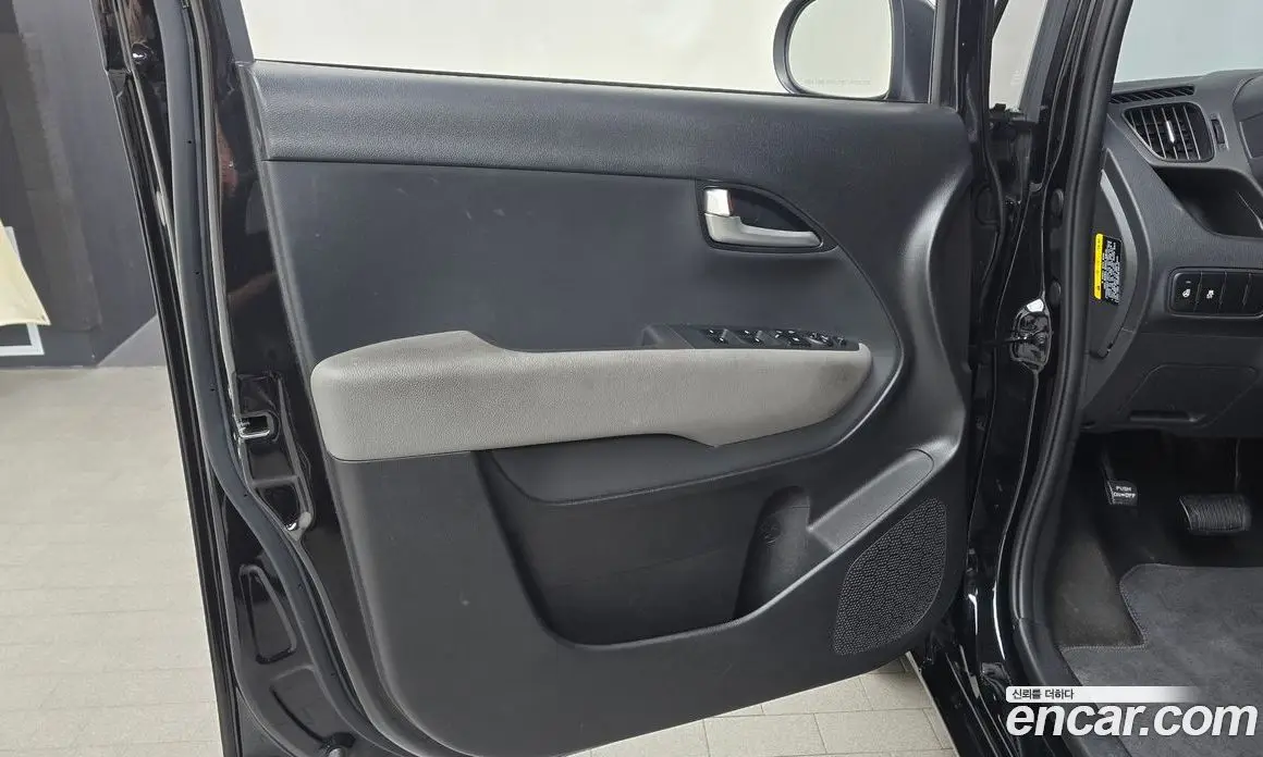 Kia Ray 2023 1.0 автомат (гидро), фото 14 Kia Ray 2023 1.0 автомат (гидро), фото 14