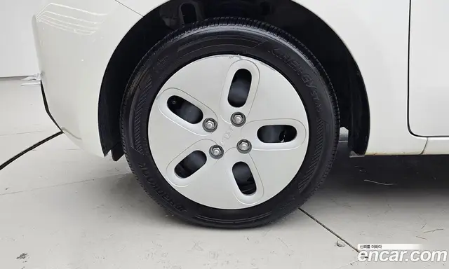 Kia Ray 2024 1.0 автомат (гидро), миниатюра 5 Kia Ray 2024 1.0 автомат (гидро), миниатюра 5