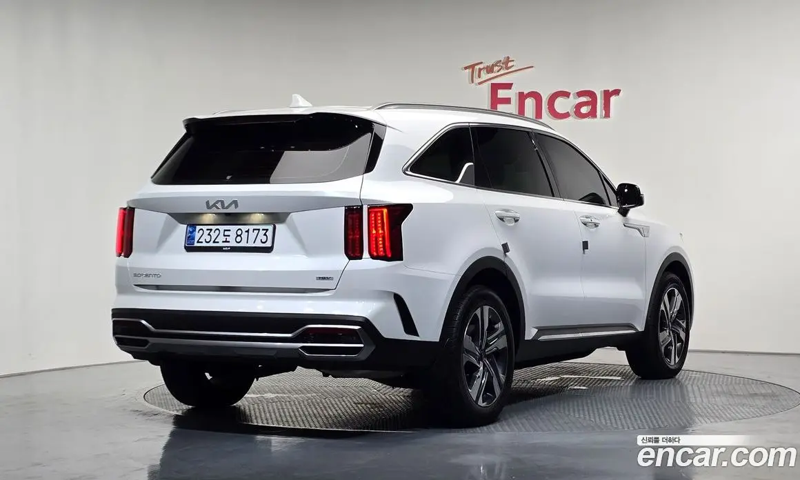 Kia Sorento 2023 1.6 автомат (гидро), фото 1