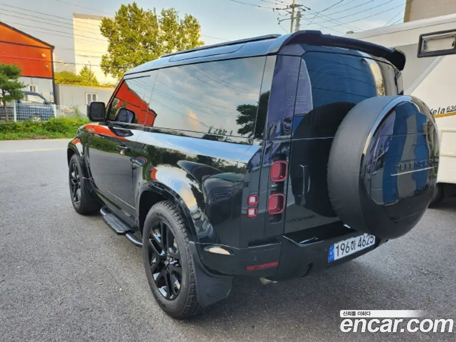 Land Rover Defender 2024 3.0 автомат (гидро), фото 6 Land Rover Defender 2024 3.0 автомат (гидро), фото 6