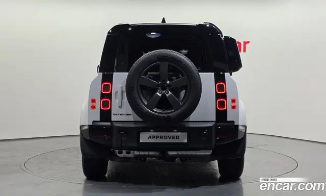 Land Rover Defender 2026 3.0 автомат (гидро), миниатюра 6 Land Rover Defender 2026 3.0 автомат (гидро), миниатюра 6