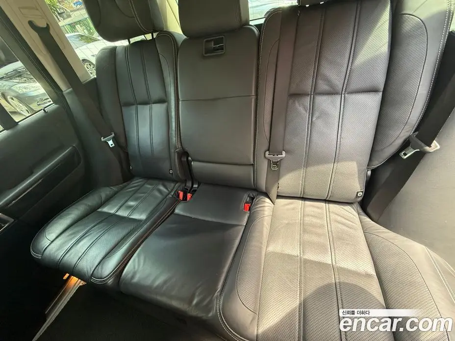 Land Rover Range Rover 2011 4.4 автомат (гидро), фото 9 Land Rover Range Rover 2011 4.4 автомат (гидро), фото 9