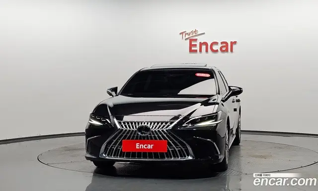 Lexus ES 2025 2.5 автомат (гидро), миниатюра 2 Lexus ES 2025 2.5 автомат (гидро), миниатюра 2