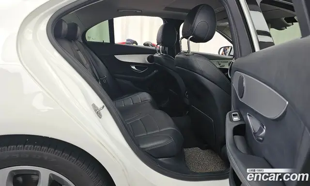 Mercedes-Benz C-Class 2016 2.1 автомат (гидро), миниатюра 12