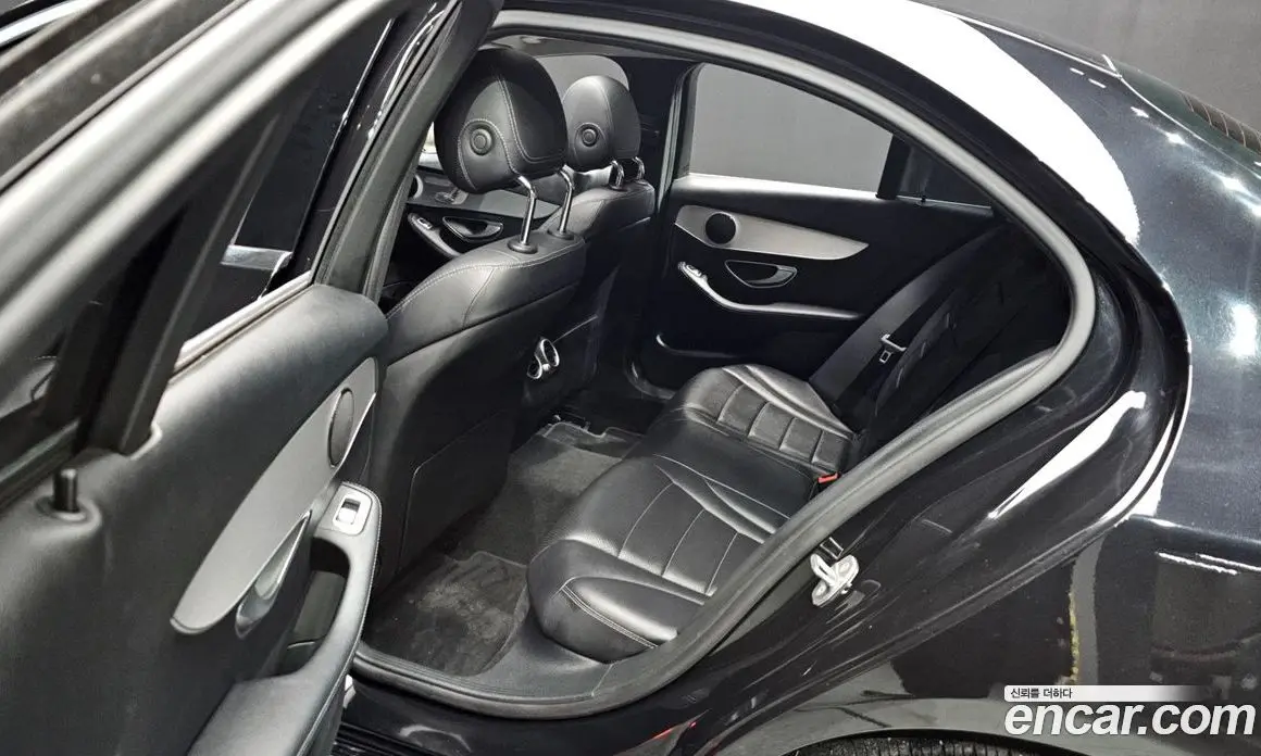 Mercedes-Benz C-Class 2018 2.1 автомат (гидро), фото 12