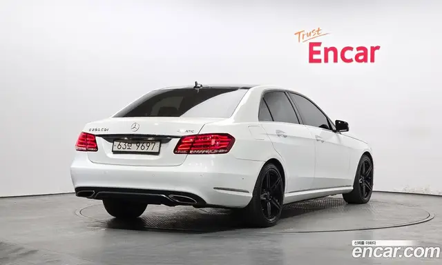 Mercedes-Benz E-Class 2014 2.1 автомат (гидро), миниатюра 2 Mercedes-Benz E-Class 2014 2.1 автомат (гидро), миниатюра 2