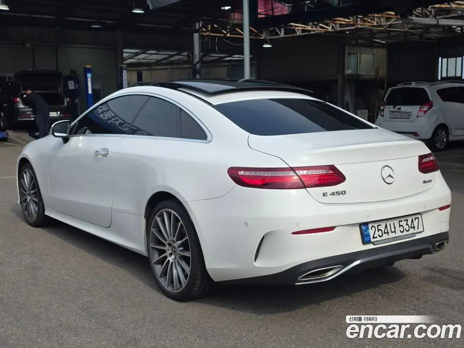 Mercedes-Benz E-Class 2019 3.0 автомат (гидро), фото 4 Mercedes-Benz E-Class 2019 3.0 автомат (гидро), фото 4