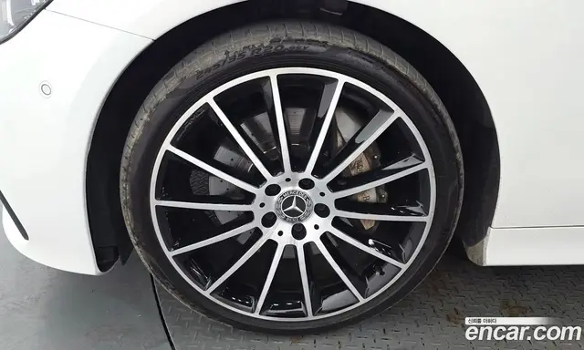 Mercedes-Benz E-Class 2021 3.0 автомат (гидро), миниатюра 5 Mercedes-Benz E-Class 2021 3.0 автомат (гидро), миниатюра 5