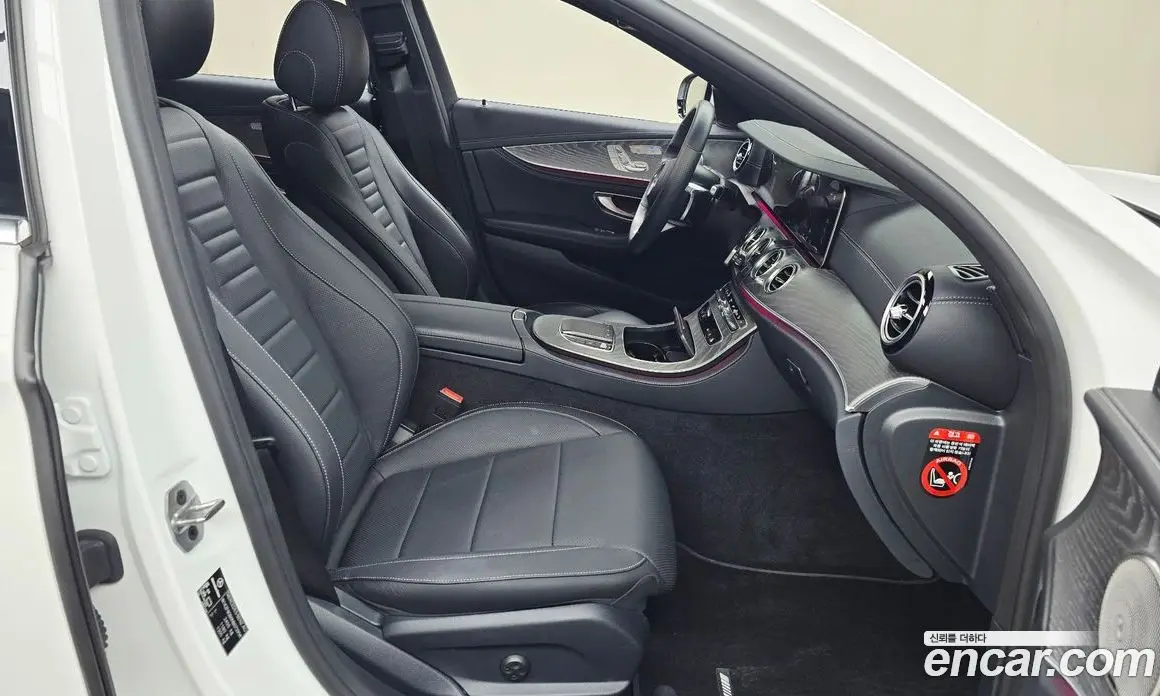 Mercedes-Benz E-Class 2022 2.0 автомат (гидро), фото 16 Mercedes-Benz E-Class 2022 2.0 автомат (гидро), фото 16