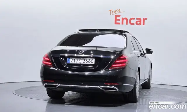 Mercedes-Benz S-Class 2019 3.0 автомат (гидро), миниатюра 3