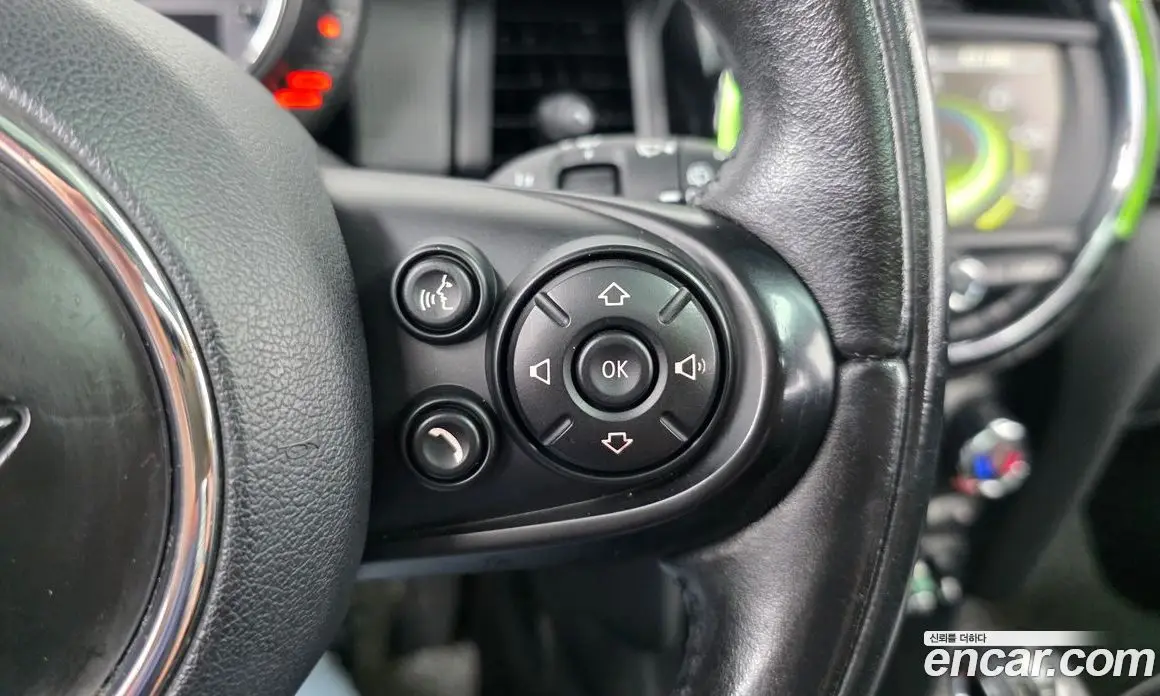 Mini Cooper 2015 1.5 автомат (гидро), фото 17 Mini Cooper 2015 1.5 автомат (гидро), фото 17