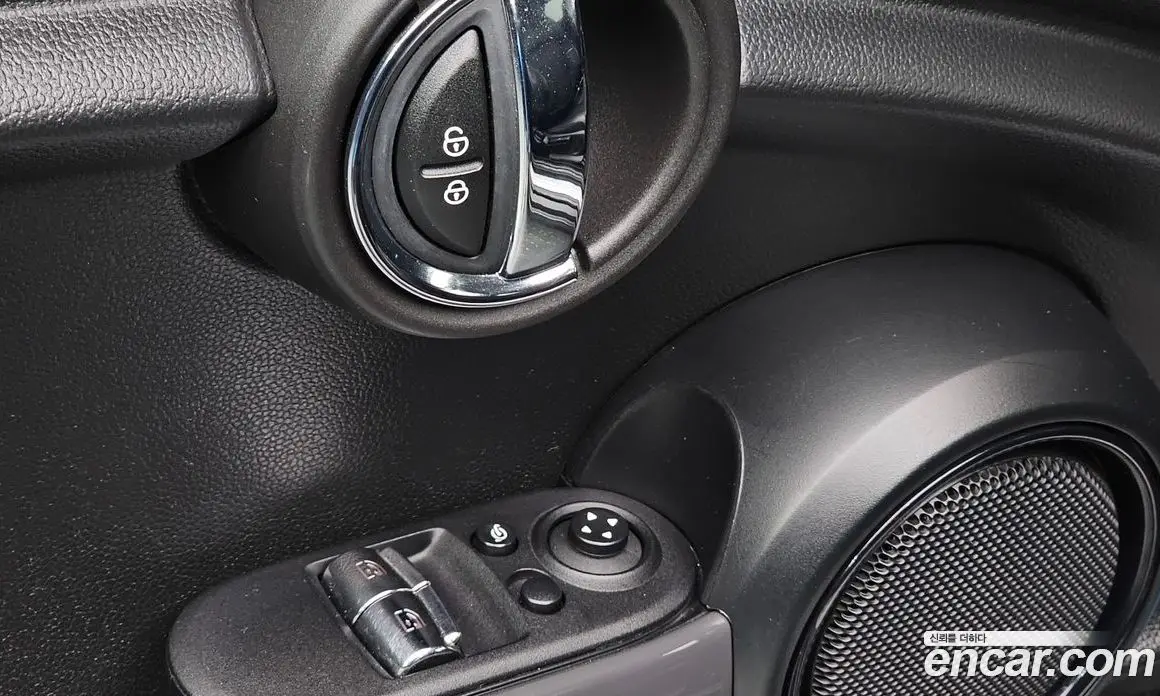 Mini Cooper 2018 1.5 автомат (гидро), фото 26 Mini Cooper 2018 1.5 автомат (гидро), фото 26