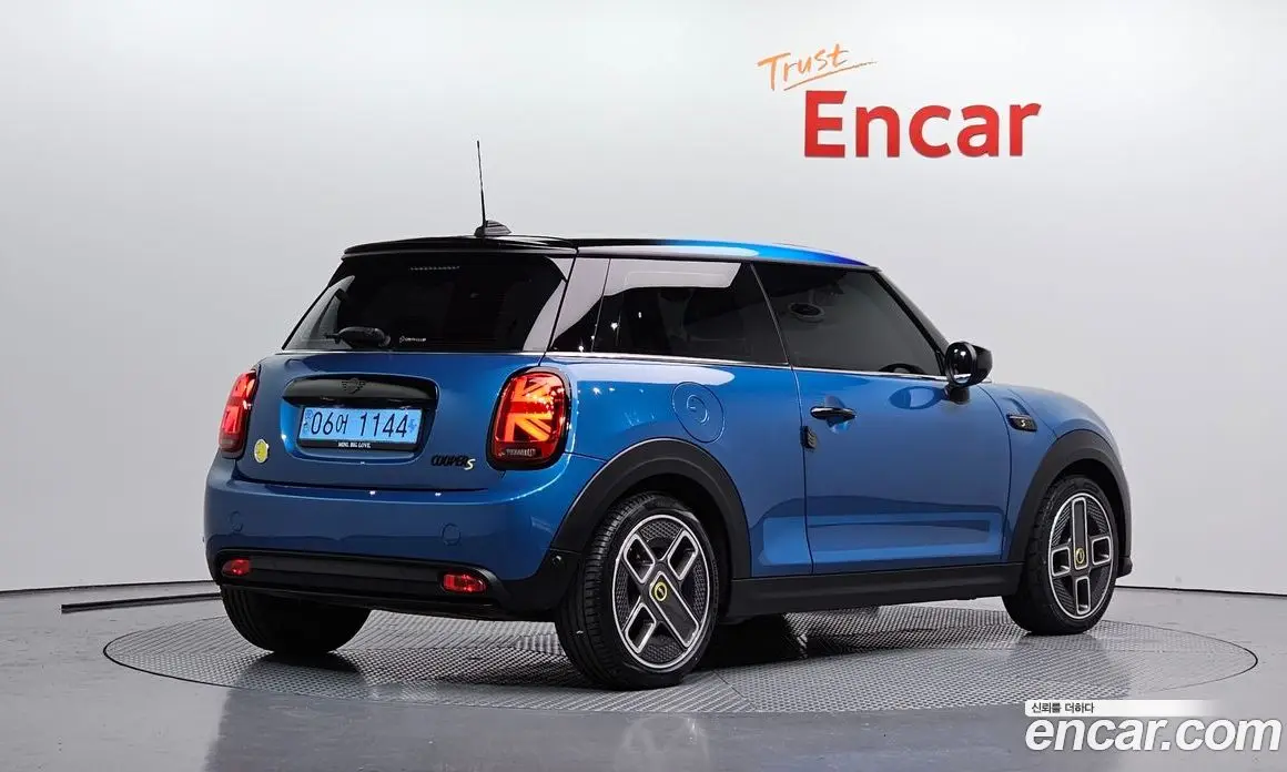 Mini Cooper 2022 автомат (гидро), фото 2 Mini Cooper 2022 автомат (гидро), фото 2