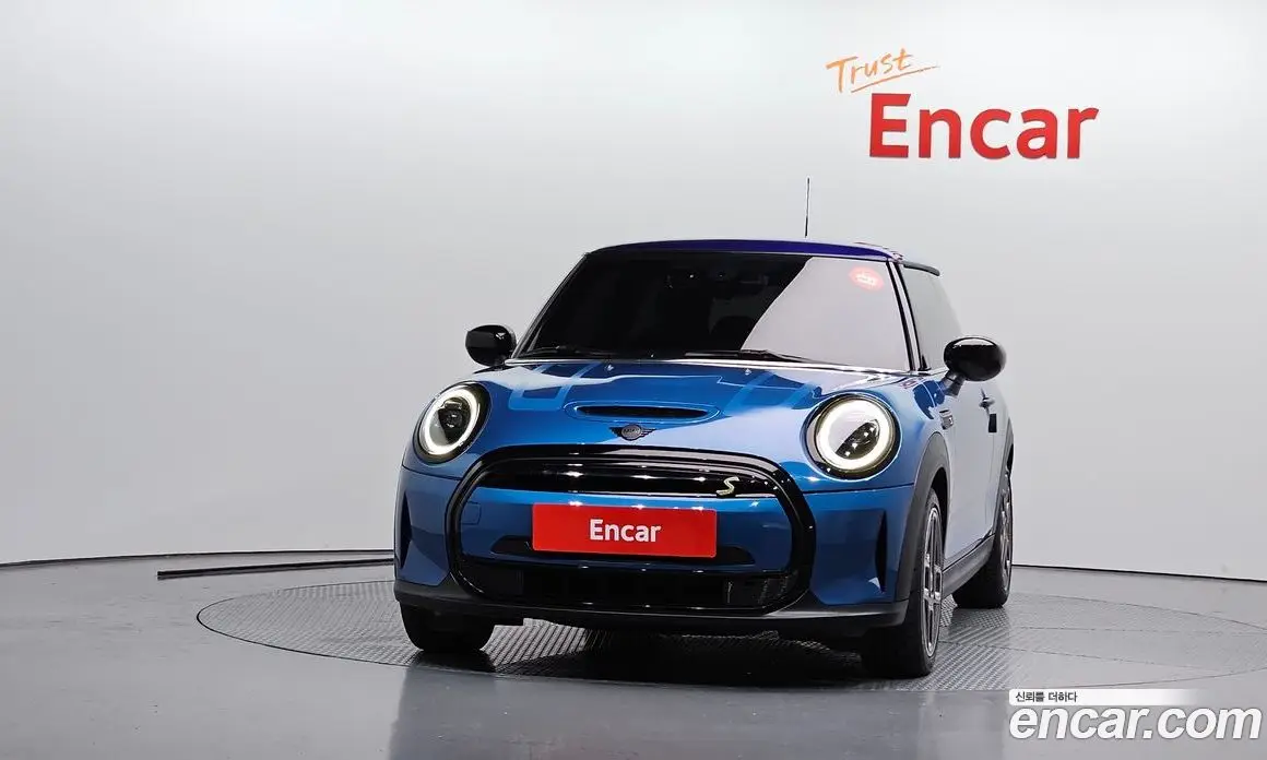 Mini Cooper 2022 автомат (гидро), фото 3 Mini Cooper 2022 автомат (гидро), фото 3