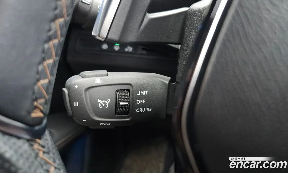 Peugeot 3008 2022 1.2 автомат (гидро), фото 16 Peugeot 3008 2022 1.2 автомат (гидро), фото 16
