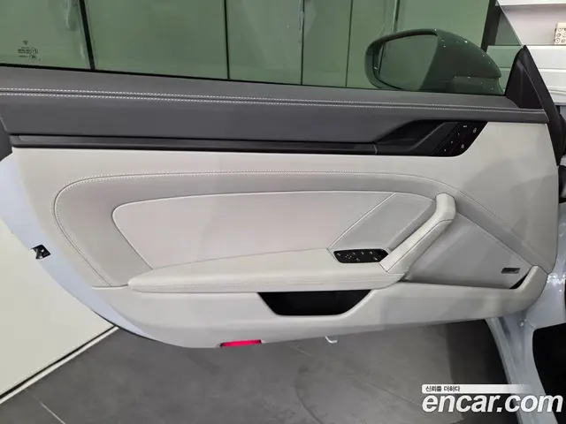 Porsche 911 2024 3.6 автомат (гидро), миниатюра 10 Porsche 911 2024 3.6 автомат (гидро), миниатюра 10