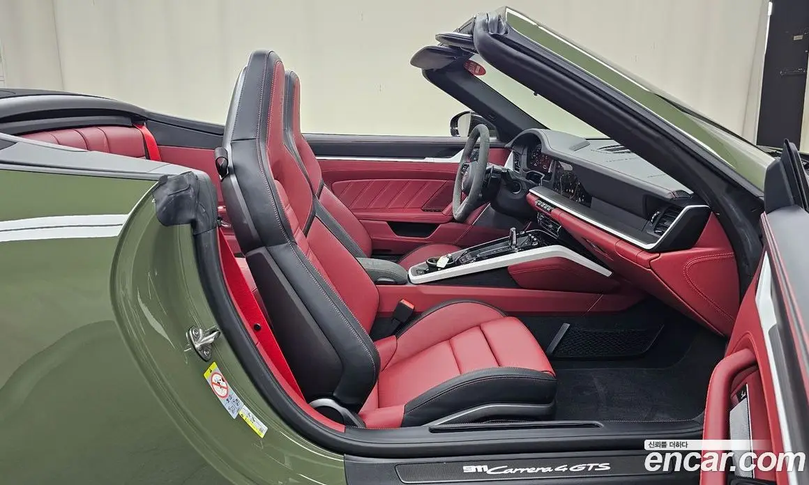 Porsche 911 2025 3.6 автомат (гидро), фото 16 Porsche 911 2025 3.6 автомат (гидро), фото 16