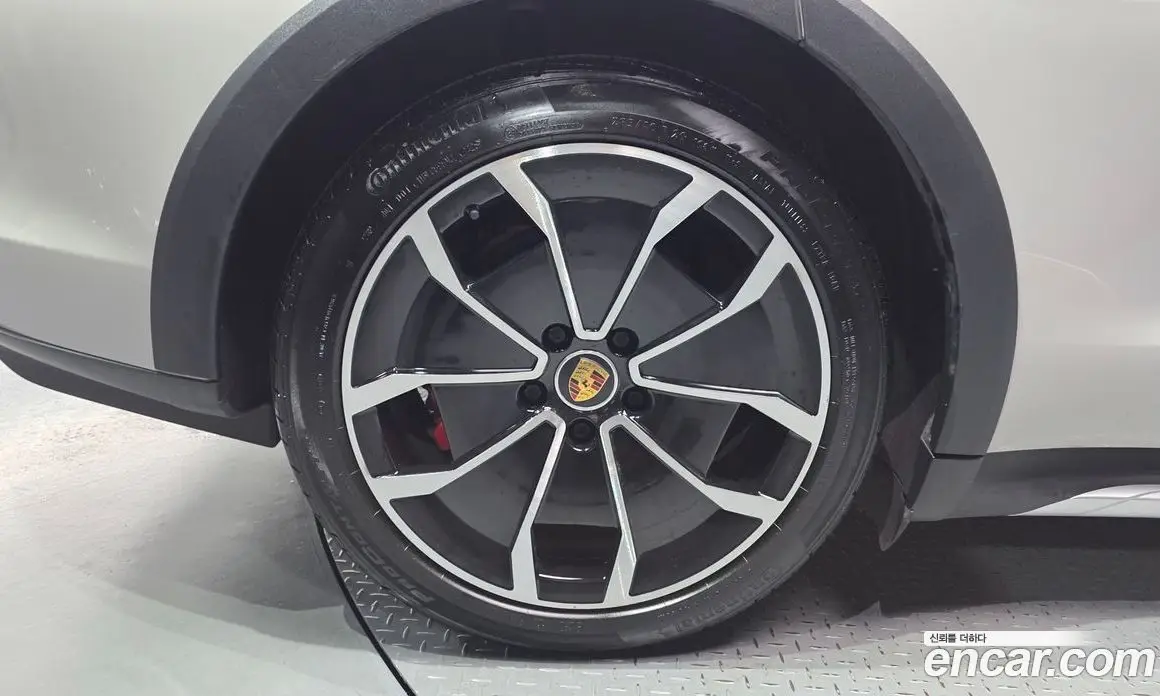 Porsche Taycan 2022 0.1 автомат (гидро), фото 5 Porsche Taycan 2022 0.1 автомат (гидро), фото 5