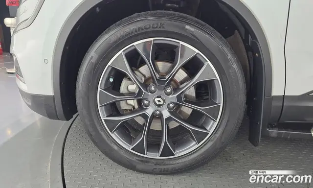 Renault (Samsung) QM6 2018 2.0 автомат (гидро), миниатюра 5 Renault (Samsung) QM6 2018 2.0 автомат (гидро), миниатюра 5