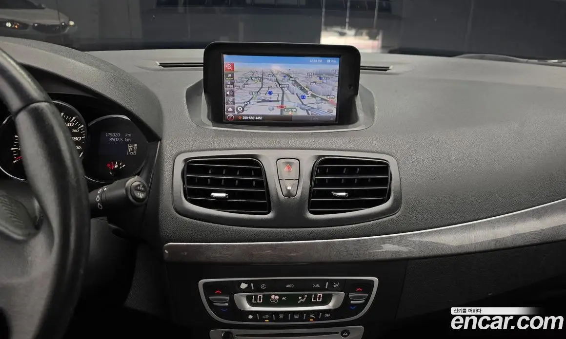 Renault (Samsung) SM3 2012 1.6 автомат (гидро), фото 13 Renault (Samsung) SM3 2012 1.6 автомат (гидро), фото 13