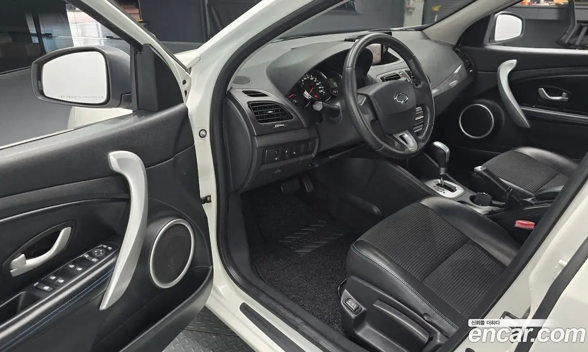Renault (Samsung) SM3 2012 1.6 автомат (гидро), фото 10 Renault (Samsung) SM3 2012 1.6 автомат (гидро), фото 10