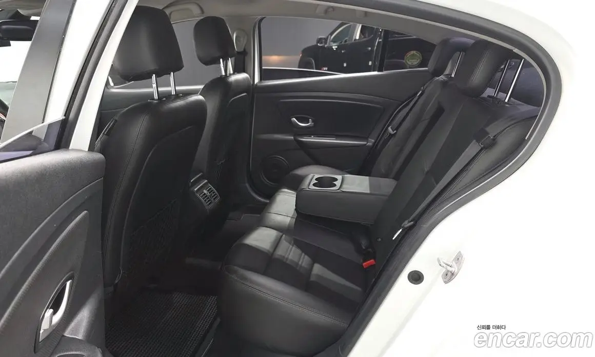 Renault (Samsung) SM3 2018 1.5 автомат (гидро), фото 11 Renault (Samsung) SM3 2018 1.5 автомат (гидро), фото 11
