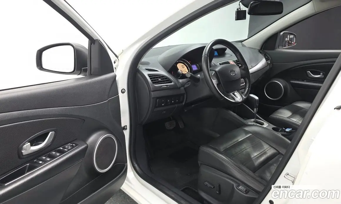 Renault (Samsung) SM3 2018 1.5 автомат (гидро), фото 10 Renault (Samsung) SM3 2018 1.5 автомат (гидро), фото 10