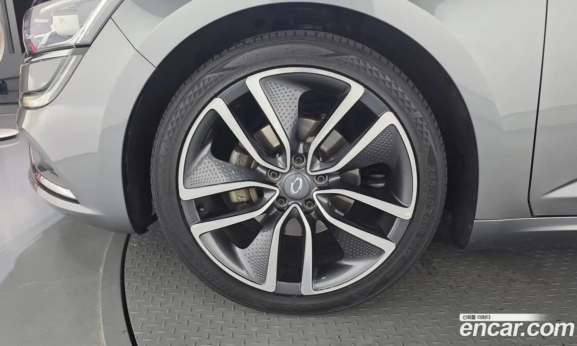 Renault (Samsung) SM6 2016 1.6 автомат (гидро), фото 5 Renault (Samsung) SM6 2016 1.6 автомат (гидро), фото 5