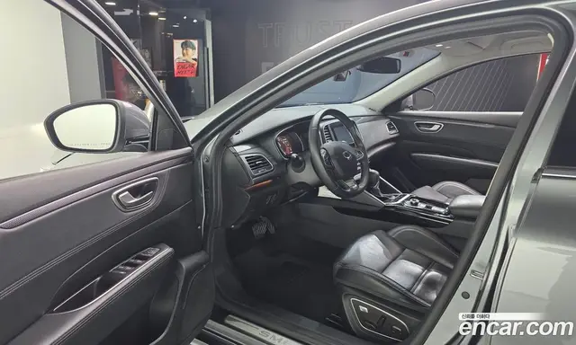 Renault (Samsung) SM6 2016 1.6 автомат (гидро), миниатюра 10 Renault (Samsung) SM6 2016 1.6 автомат (гидро), миниатюра 10