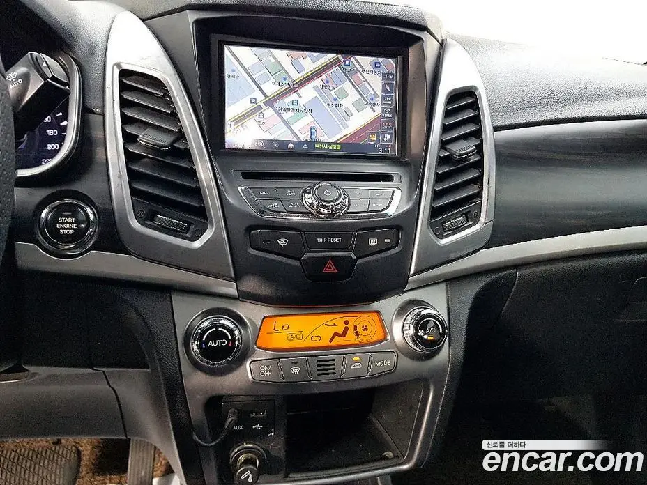 SsangYong Korando 2014 2.0 автомат (гидро), фото 12 SsangYong Korando 2014 2.0 автомат (гидро), фото 12
