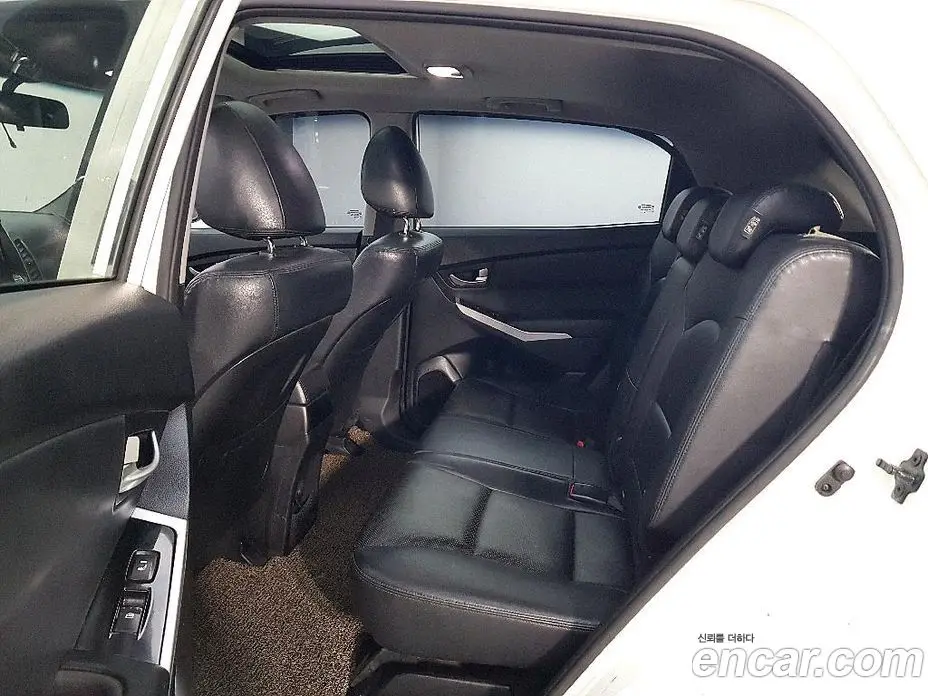 SsangYong Korando 2014 2.0 автомат (гидро), фото 9 SsangYong Korando 2014 2.0 автомат (гидро), фото 9