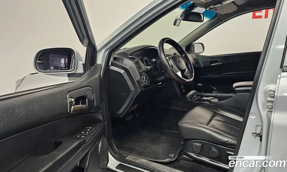 SsangYong Korando 2015 2.0 автомат (гидро), фото 10 SsangYong Korando 2015 2.0 автомат (гидро), фото 10