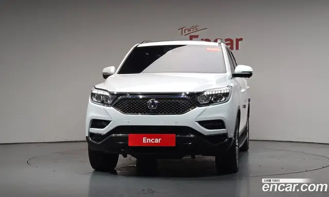 SsangYong Rexton 2018 2.2 автомат (гидро), миниатюра 2 SsangYong Rexton 2018 2.2 автомат (гидро), миниатюра 2