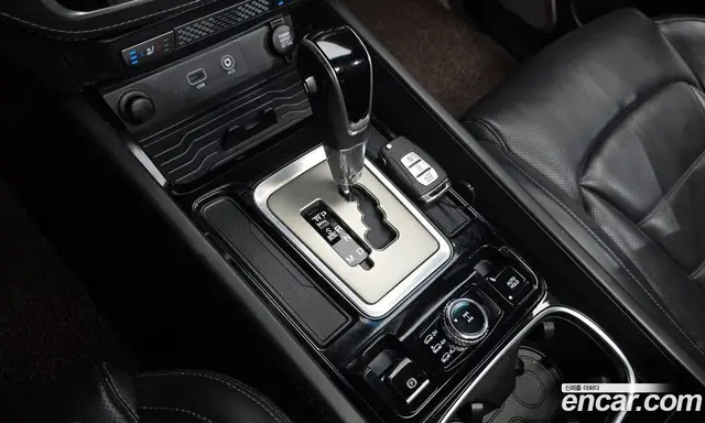 SsangYong Rexton 2018 2.2 автомат (гидро), миниатюра 11 SsangYong Rexton 2018 2.2 автомат (гидро), миниатюра 11